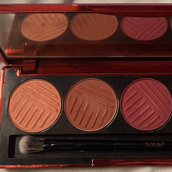 Dose of Colors Blushing Berries palette - Picture 3 of 4